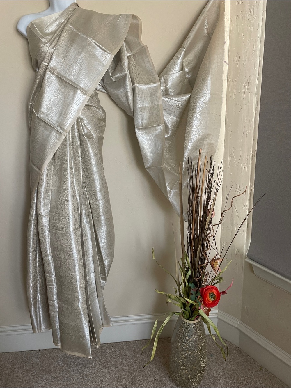 Elegant Silver Sheen saree